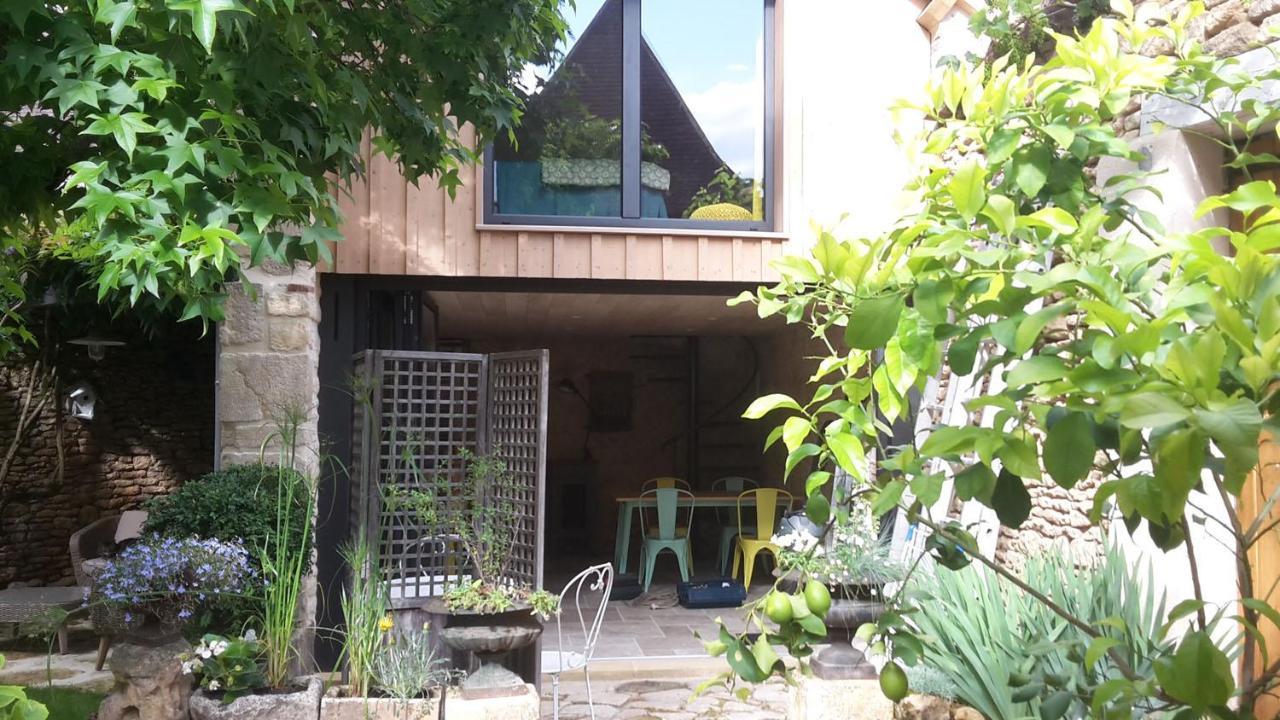 Le Clos Des Songes Saint-Leon-sur-Vezere Exterior foto