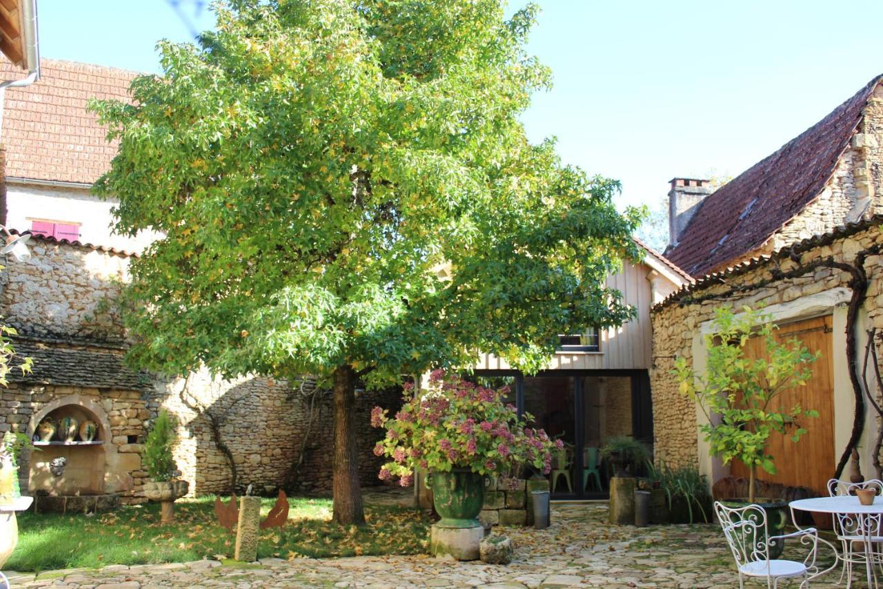 Le Clos Des Songes Saint-Leon-sur-Vezere Exterior foto